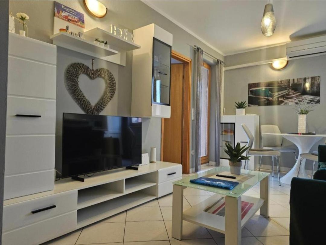 Apartment Gloria روفينج المظهر الخارجي الصورة